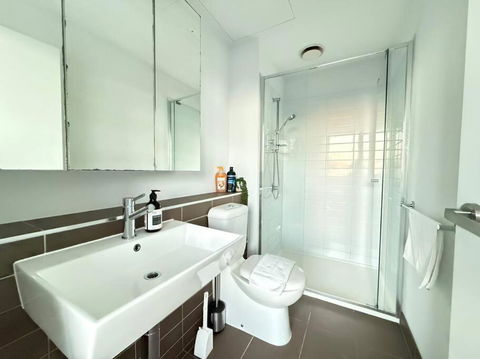 Astonishing 2B2B UpperWestSide Residence Opposite Southern Cross Station - Accommodation Adelaide 4