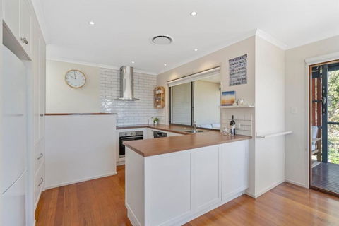 At Melaleuca 1 - Accommodation Adelaide 3
