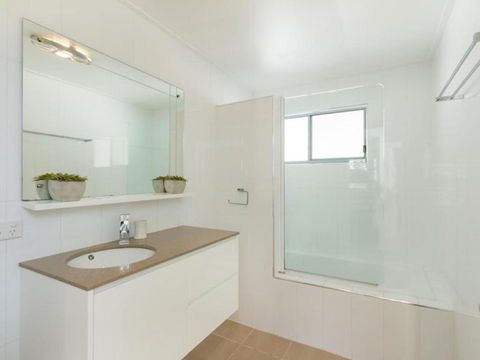 At Melaleuca 3 - Accommodation Adelaide 1