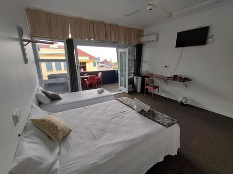 Ayr Hotel - Accommodation Adelaide 2