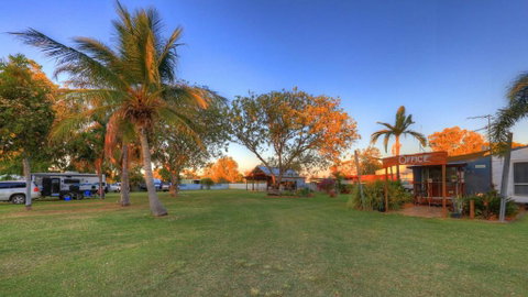 Barcaldine Caravan Park - Accommodation Adelaide 3