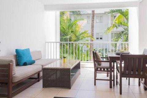 Azure Harmony - A Breezy Hideaway At The Beach Club - Accommodation Adelaide 1