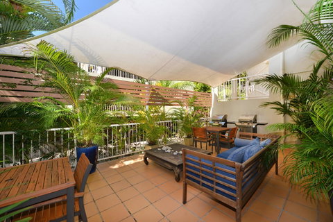 Port Douglas Apartments - Adults Only Oasis - Accommodation Adelaide 4