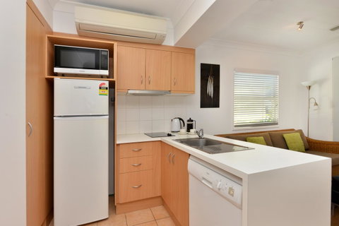 Port Douglas Apartments - Adults Only Oasis - Accommodation Adelaide 8