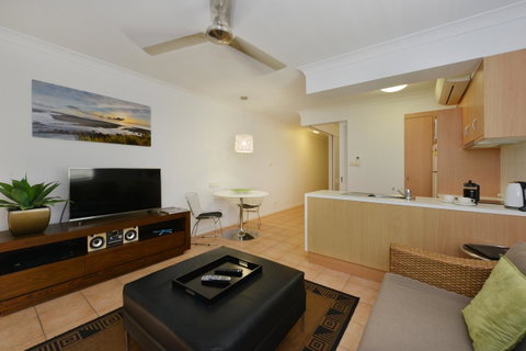 Port Douglas Apartments - Adults Only Oasis - Accommodation Adelaide 23