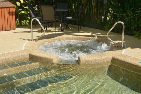 Port Douglas Apartments - Adults Only Oasis - Accommodation Adelaide 17