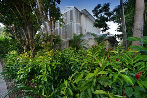 Port Douglas Apartments - Adults Only Oasis - Accommodation Adelaide 3