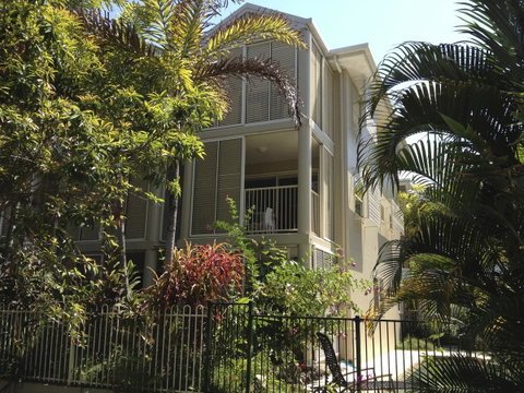 Port Douglas Apartments - Adults Only Oasis - Accommodation Adelaide 38