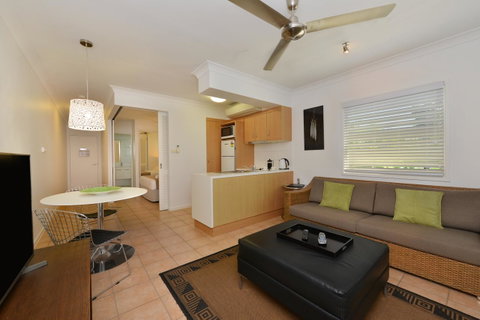 Port Douglas Apartments - Adults Only Oasis - Accommodation Adelaide 7