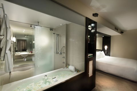 Hilton Cairns - Accommodation Adelaide 19
