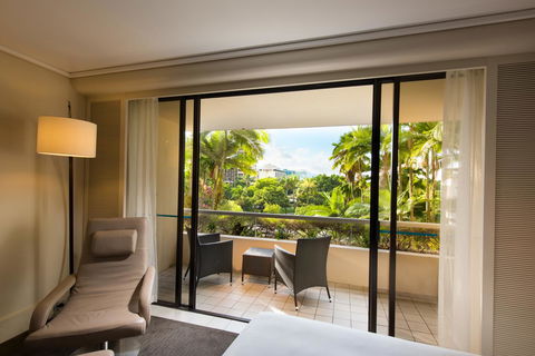 Hilton Cairns - Accommodation Adelaide 10