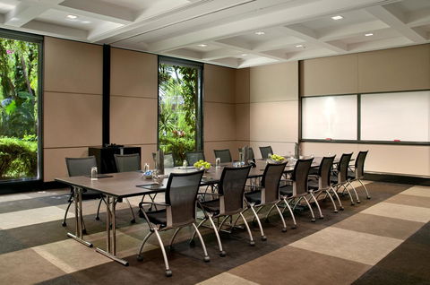 Hilton Cairns - Accommodation Adelaide 37