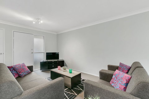 Fountain View Estate - We Accommodate - Accommodation Adelaide 18