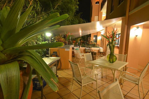 Martinique On Macrossan - Accommodation Adelaide 15
