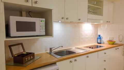 Martinique On Macrossan - Accommodation Adelaide 5