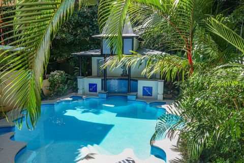Martinique On Macrossan - Accommodation Adelaide 10