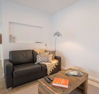 Island Quarters - Accommodation Adelaide