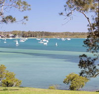 'Corlette Waterfront' 2/44 Danalene Parade - Waterfront Luxury WIFI Aircon Boat Parking - Accommodation Adelaide