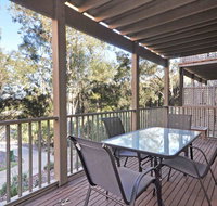 1 bedroom Executive Villa located within Cypress Lakes - Accommodation Adelaide