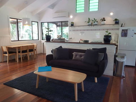 1 Bedroom Home Surrounded By Nature - Accommodation Adelaide 1