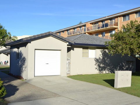 1/33 Wharf Street - Accommodation Adelaide 2