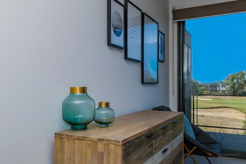 13 Shore Place - Accommodation Adelaide 3