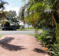 2 'Copacabana' 61 Sandy Point Road - cute unit with water views from the balcony - Accommodation Adelaide