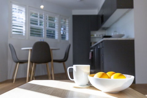 2 BEDROOM BRAND NEW APT // MOMENTS FROM RNSH - Accommodation Adelaide 3