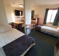 2 Lakeview Plaza - Accommodation Adelaide