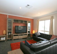 2/17 Jillamatong Street - Accommodation Adelaide