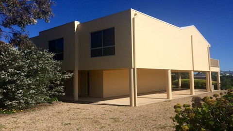 22 Broadbeach Drive - Accommodation Adelaide 0