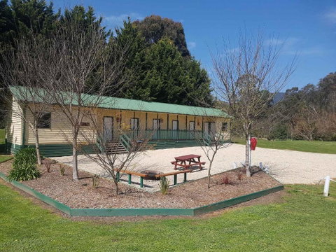 BIG4 Breeze Holiday Parks - Eildon - Accommodation Adelaide 1