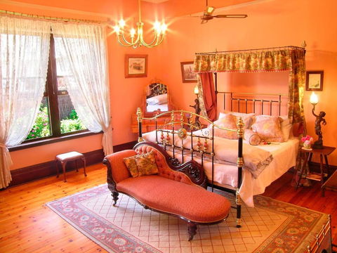 Buxton Manor - Accommodation Adelaide 1