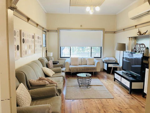 D103 Lemon Tree House - Accommodation Adelaide 4