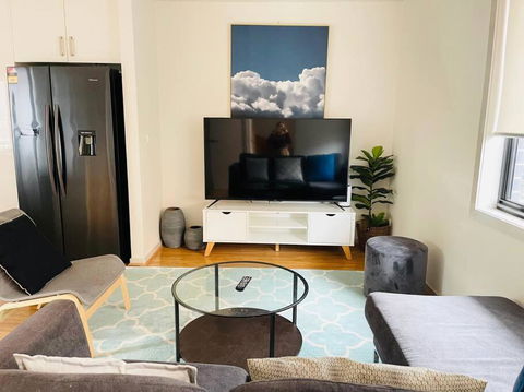 D111 Special Melbourne Retreat - Accommodation Adelaide 4