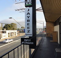 3 BEDROOM APARTMENT ST MARYS - Accommodation Adelaide