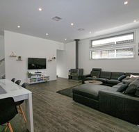 43B Twynam Street - The Falls on Twynam - Accommodation Adelaide