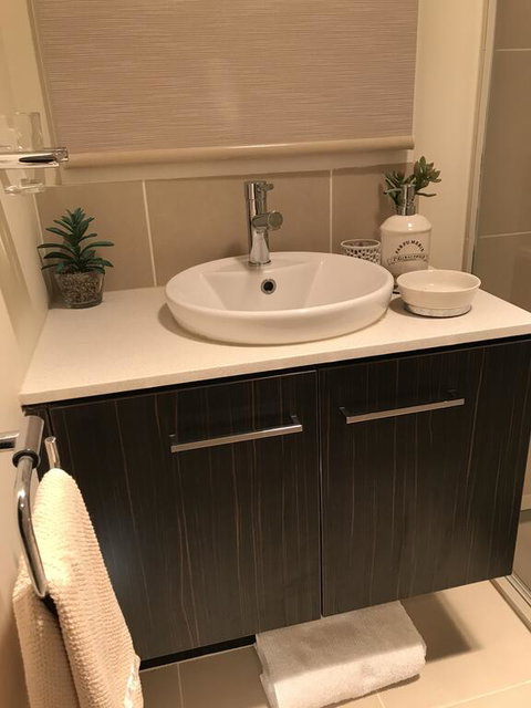 5 Star Room With Own Bathroom - Singles, Couples, Families Or Executives - Accommodation Adelaide 3