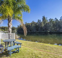 77 Lake Entrance Rd - Waterfront Wonder - Accommodation Adelaide