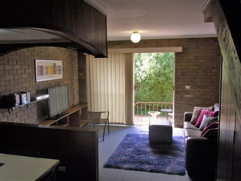 A Furnished Townhouse In Goulburn - Accommodation Adelaide 0