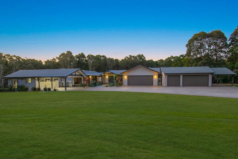 A PERFECT STAY - Lennox Unique Coastal Retreat - Accommodation Adelaide 2