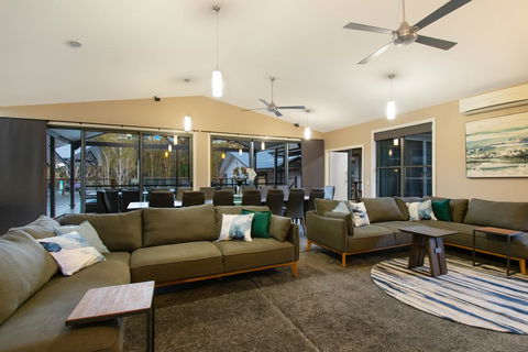 A PERFECT STAY - Lennox Unique Coastal Retreat - Accommodation Adelaide 3