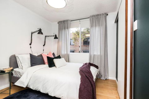 A Walk To Syd Uni & RPA Hospital - Accommodation Adelaide 3