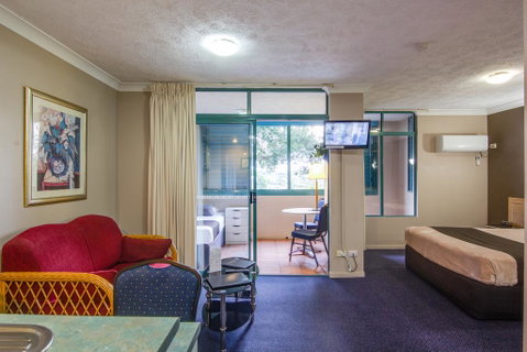 AAA Airport Albion Manor Apartments And Motel - Accommodation Adelaide 3