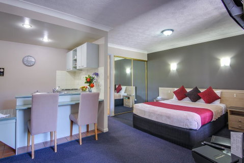 AAA Airport Albion Manor Apartments And Motel - Accommodation Adelaide 0