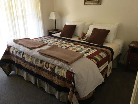 Abelia House B &B - Accommodation Adelaide 1