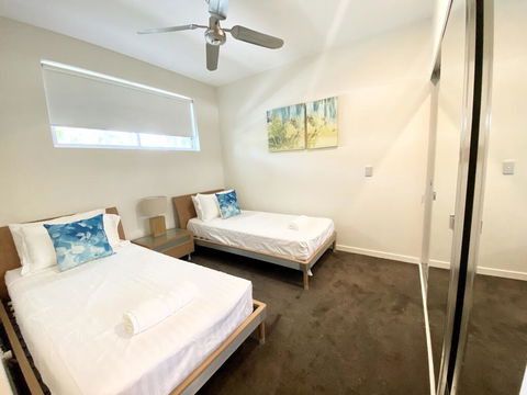 Absolute Beachfront - Cabarita Beach - Ocean Views - 3 Bed Apartment - Accommodation Adelaide 2