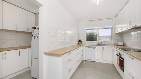 ABSOLUTE BEACHFRONT - FRANKSTON - Accommodation Adelaide 2