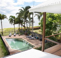 ABSOLUTE BEACHFRONT BLISS  NEWELL BEACH - Accommodation Adelaide