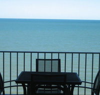 Absolute Beachfront with Million Dollar Views - Accommodation Adelaide